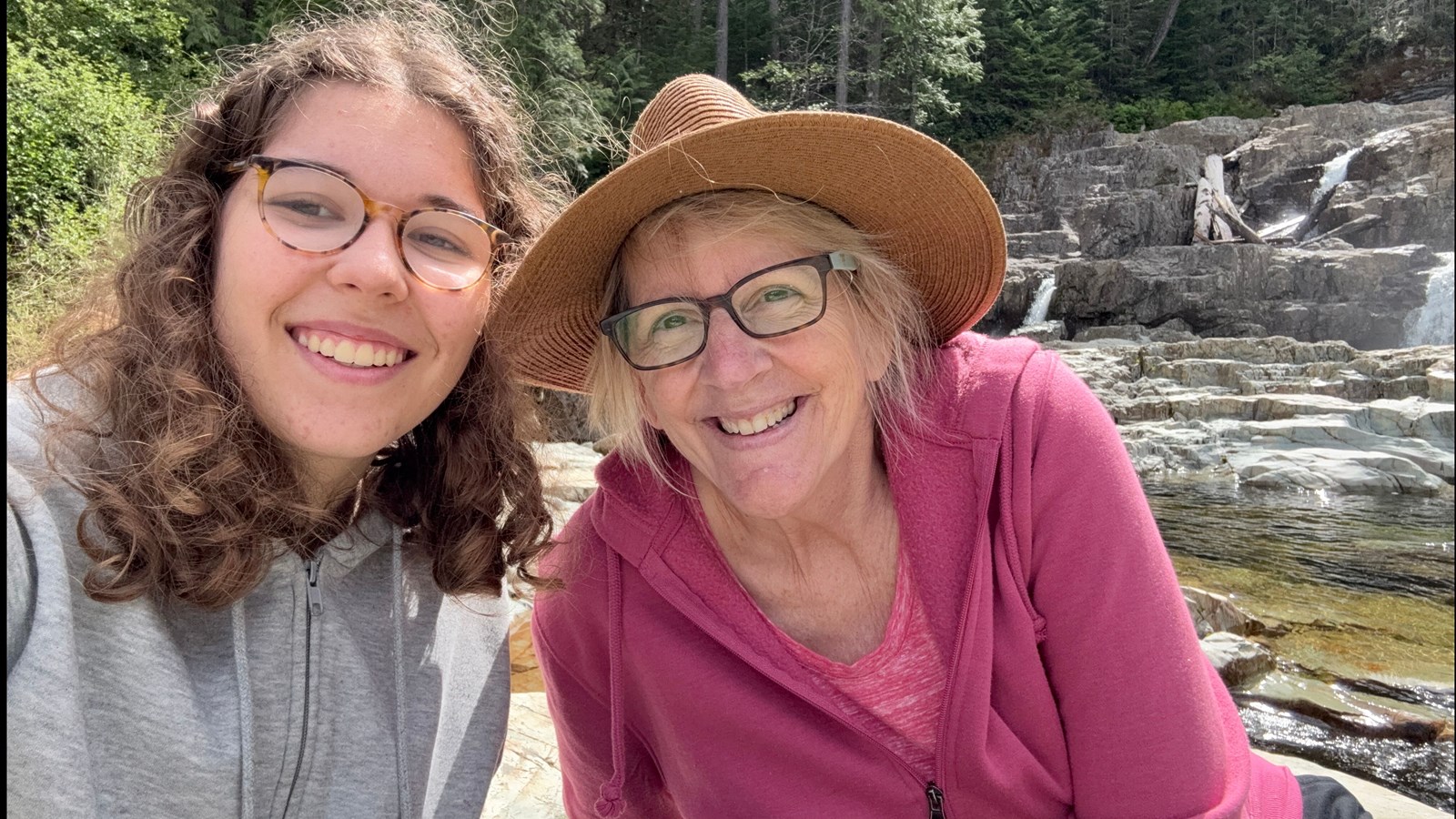 Student and Host mom